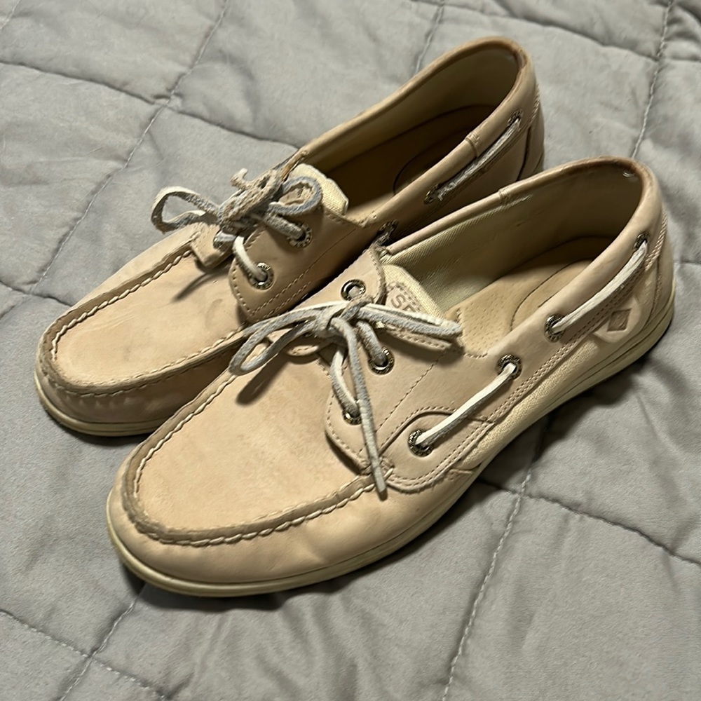 Sperry top slider tan shoes
